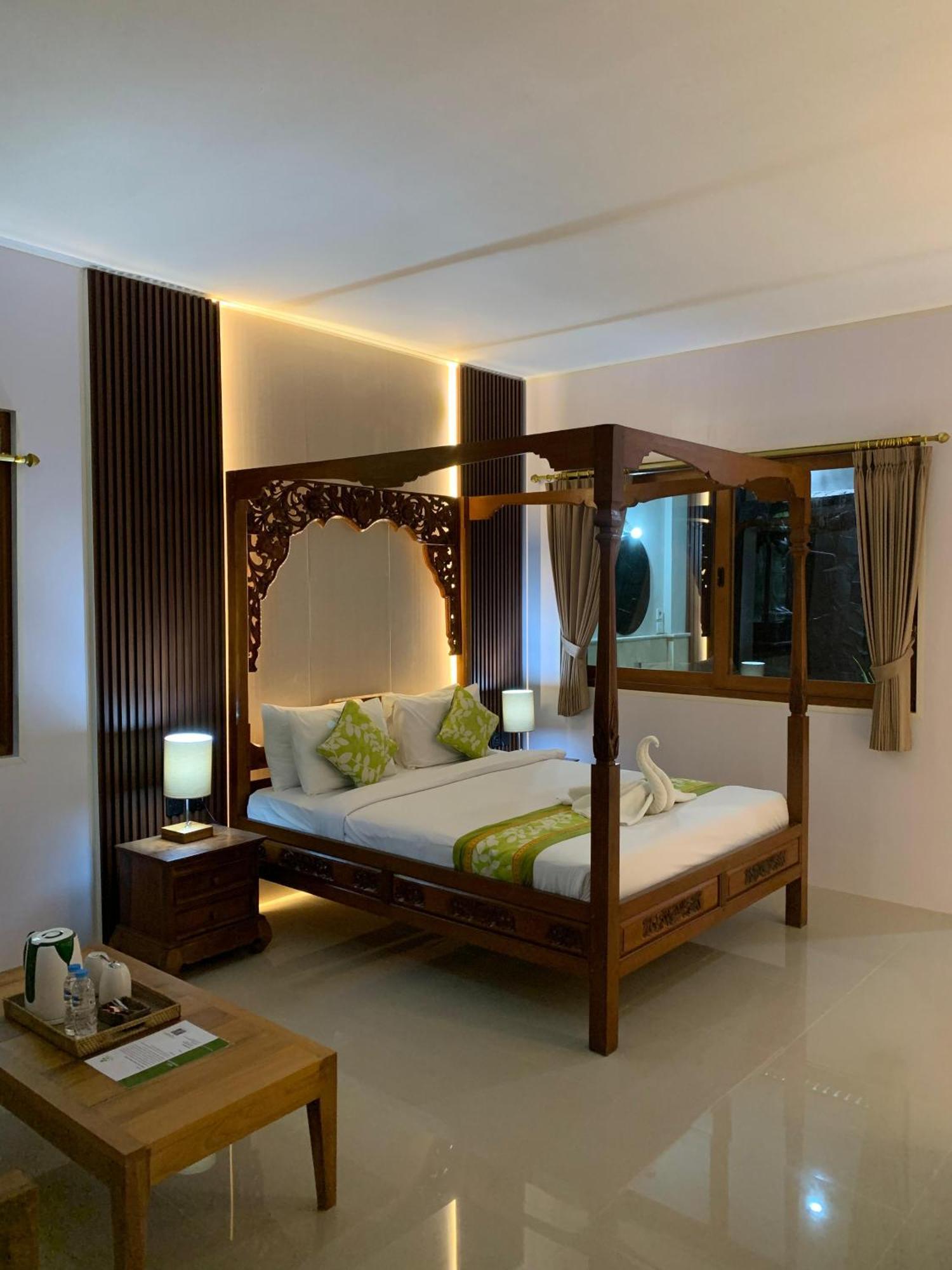 Three Brothers Bungalows & Villas Legian Exterior foto